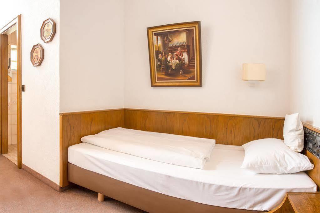 Kubler Stars Hotel Karlsruhe Eksteriør billede